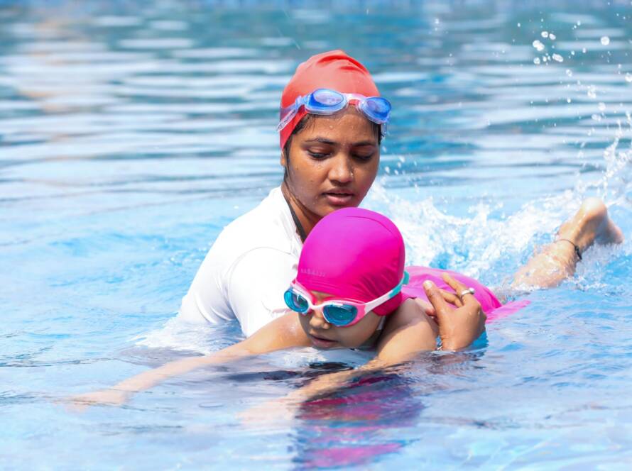 Professional swimming pool training Dubai session for kids and adults at Larsson Swim Academy